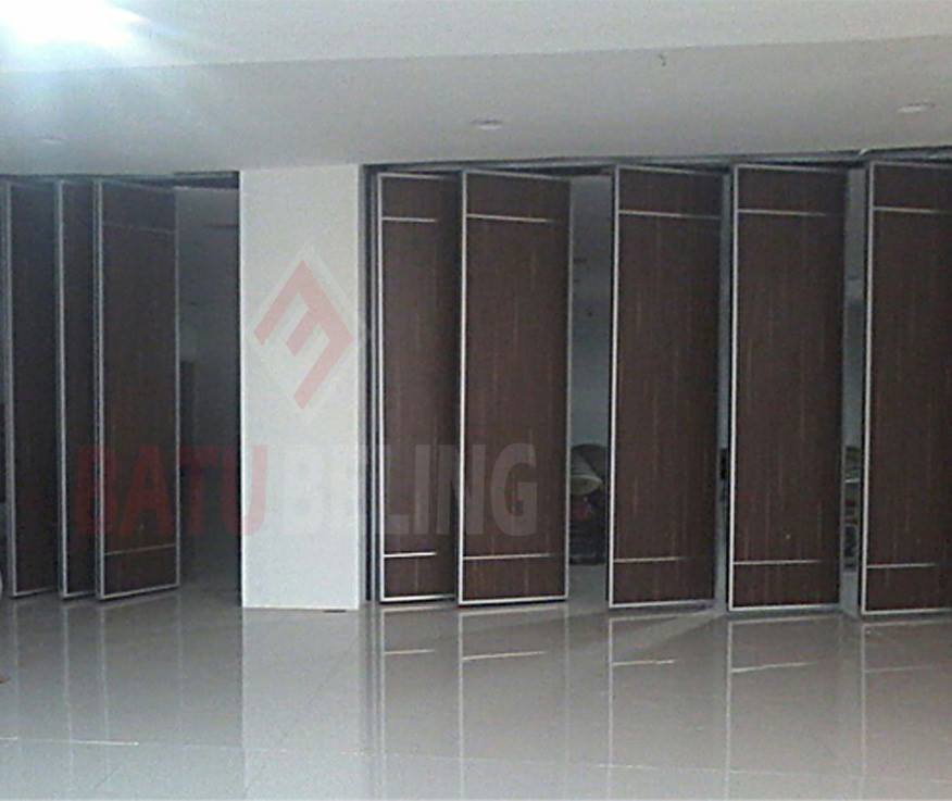 pintu lipat
