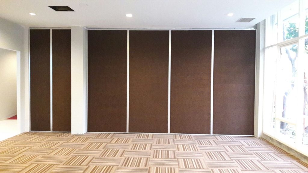 pintu lipat